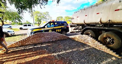 Prf Apreende Quase Meia Tonelada De Coca Na Escondida Em Caminh O