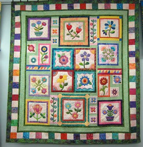 Block Of The Month Quilting Techniques Spring Quilts Applique Quilts