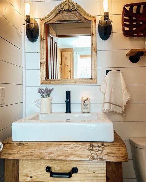 25 Spectacular Rustic Bathroom Decor Inspirations