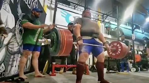 Strongman Chris Van Der Linde Sets New African Deadlift Record Of 440