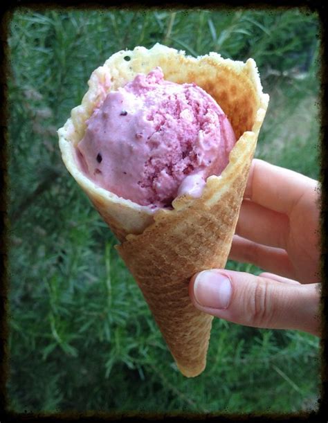 Helado De Cerezas Y Yogur Griego Paso A Paso