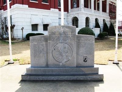 Vietnam War Memorial, White County Courthouse, Searcy, AR, USA