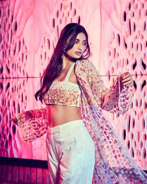 Athiya Shetty Hot Images From A Debutante To A KL Rahul Girlfriend StarBiz