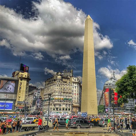 El Obelisco de Buenos Aires desde diferentes ángulos - Bahía César