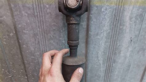 ПОМЕНЯЛИ КАРДАН НИВЫ НА УСИЛЕННЫЙ - YouTube