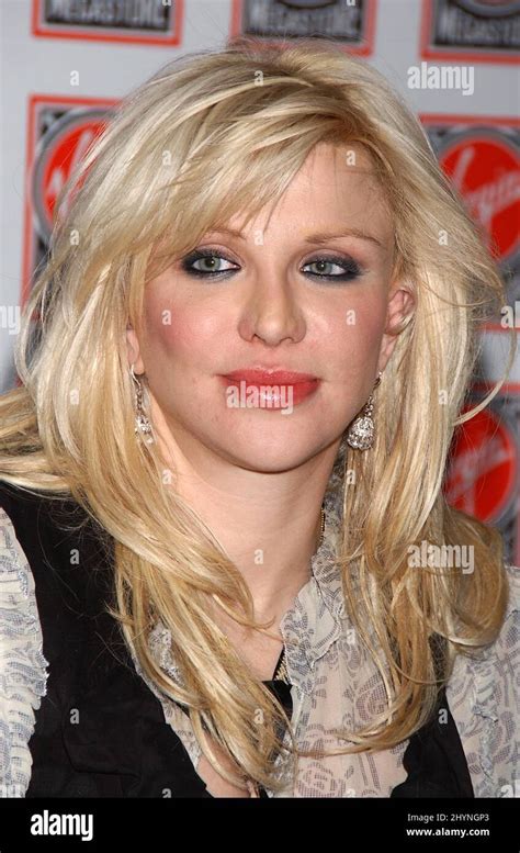 Courtney Love Dirty Blonde Book Signing At Virgin Megastore In Los Angeles Picture UK Press