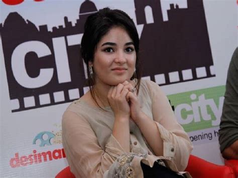 Dangal Fame Actress Zaira Wasim Quits Bollywood Film Industry Latest