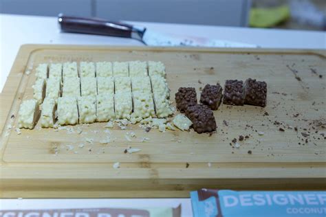 Energetischer Protein Brownie aus belgischer Schokolade, zum Testen auf ...