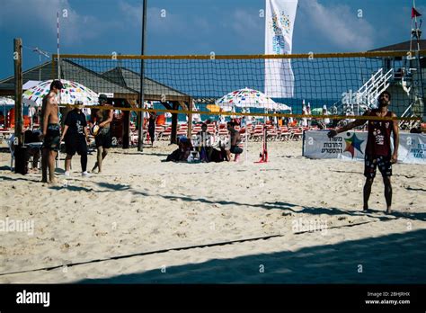 Tel Aviv Israel August 24 2019 View Of Unknown Israeli People Playing