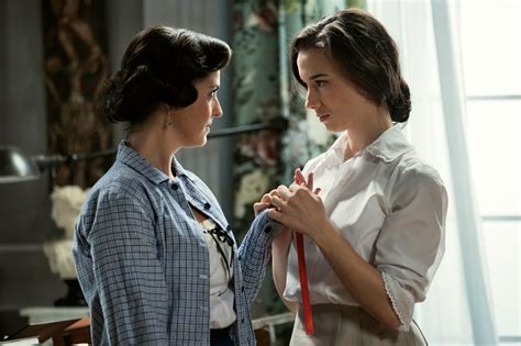 Maite Caminos Forbidden Lesbian Love Story From The Spanish Series Acacias