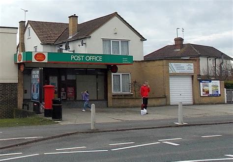 Queens Drive Post Office Swindon © Jaggery Geograph Britain And Ireland