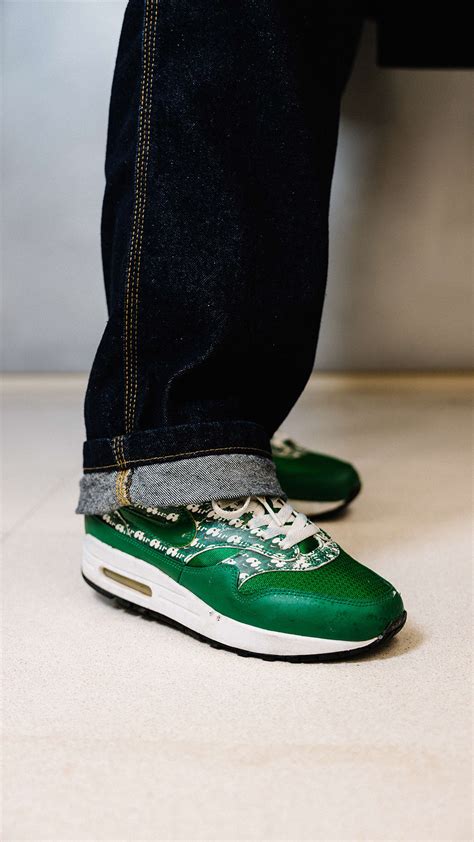 Street SNKRS NAKED Copenhagen HOUSE PARTY Paris Nike SNKRS