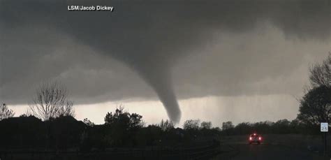 Incredible Images And Videos Show Tornadoes Touching Down In Oklahoma Abc News