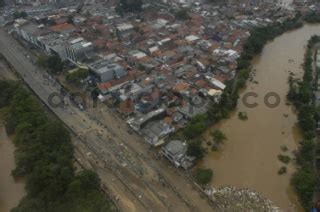 Ratusan Rumah Tergenang Banjir DATATEMPO