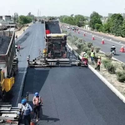 Road Ministry Targets Building Km Highways In Fy