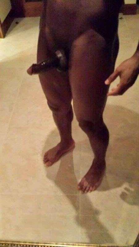 Photo Footballer Star Antonio Valencia Explicit Naked Selfies LPSG