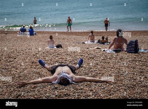 Ola De Calor En El Reino Unido De 2023 Fotografías E Imágenes De Alta