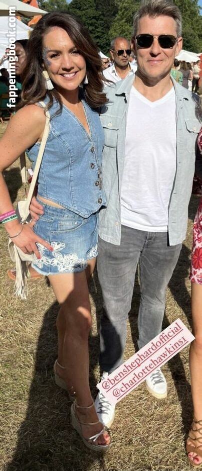 Laura Tobin Nude OnlyFans Leaks Fappening FappeningBook