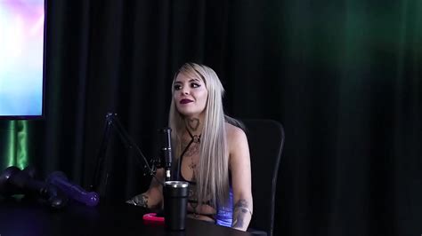 Mandou mensagem e foi gravar um ator anão e sua primeira cena foi um anal Kyra SHEER RED