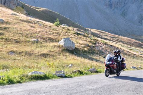 La Route Des Grands Cols Des Alpes Moto Twintour