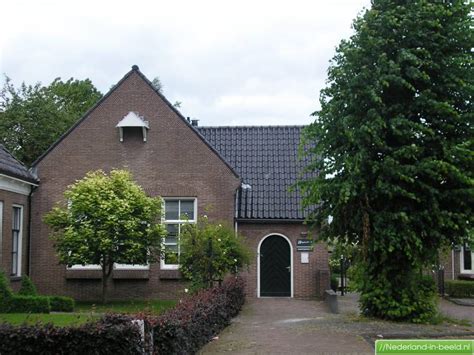 Luchtfoto's Roden / foto's Roden | Nederland-in-beeld.nl