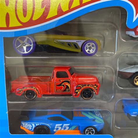 Mattel Hot Wheels Boxed Set Of Cars New In Box