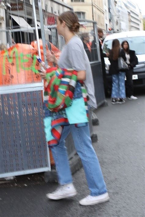 SHAILENE WOODLEY Leaves Her Hotel in Paris 10/02/2022 – HawtCelebs