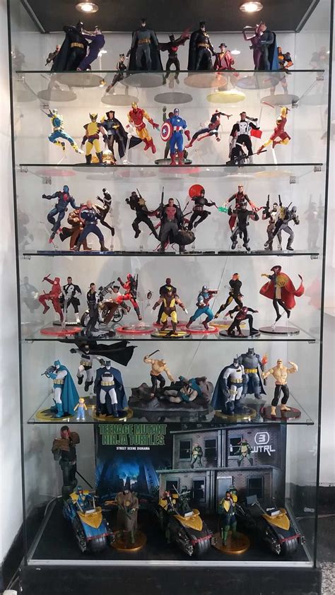 Mezco Toys Collections | Figround