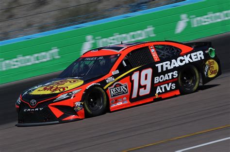 Martin Truex Jr Takes First Nascar Career Win At Phoenix Video