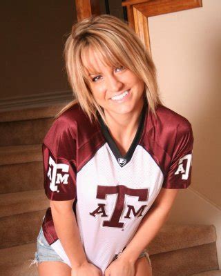 Pictures Of Planet Corrina Showing Her Long Legs And Round Ass Porn Pictures XXX Photos Sex