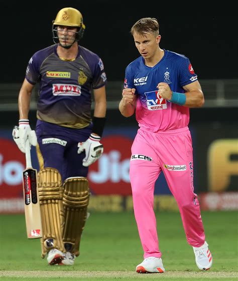 The impressive Tom Curran sent back Pat Cummins | ESPNcricinfo.com