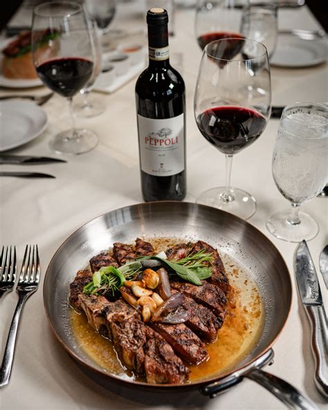 Promotions | Eddie Merlot's