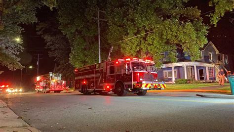 30 40 Firefighters Respond To Indiana House Fire Overnight