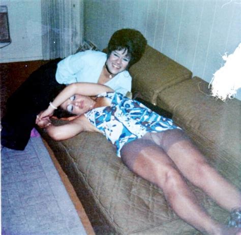 Retro Vintage Polaroid 035 100 2 Porn Pic