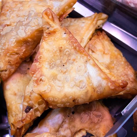 Large Vegetable Samosa F Doncaster