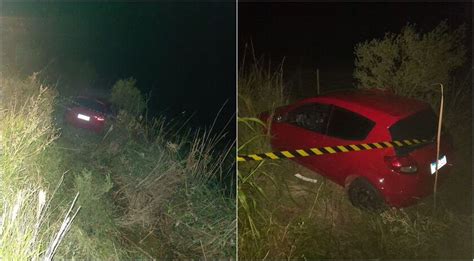 Saída de pista de veículo deixa uma pessoa ferida no interio