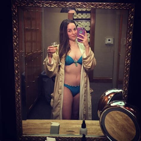 Brittany Curran Near Nude And Sexy 24 Photos The Fappening