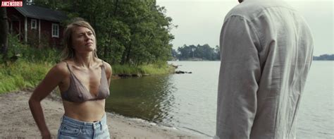 The Wait Nude Pics Page 1