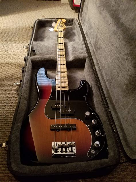 Fender American Deluxe Precision Bass | TalkBass.com