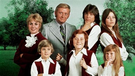 Suzanne Crough Condray of Partridge Family dead at 52 | CBC News