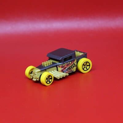 2013 Hot Wheels Bone Shaker Black HW Test Facility 5 Pack 1 64 Loose