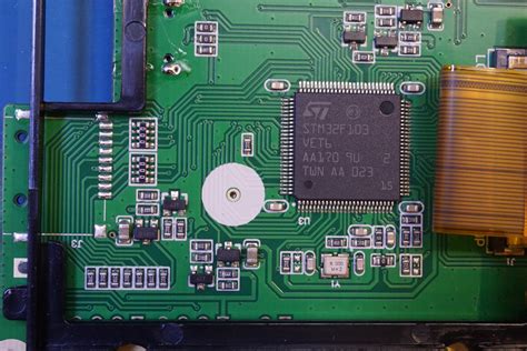 Teardown of a Hantek 2D72 3-in-1 Handheld Oscilloscope/DMM/AWG – Kerry ...