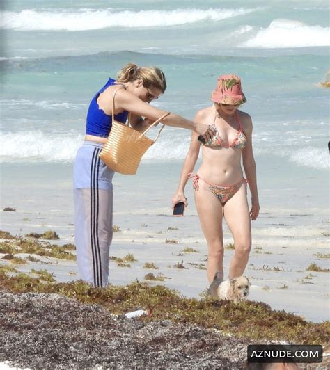 Rose Mcgowan Sexy Seen Wearing A Multi Colored Bikini As She Hits The