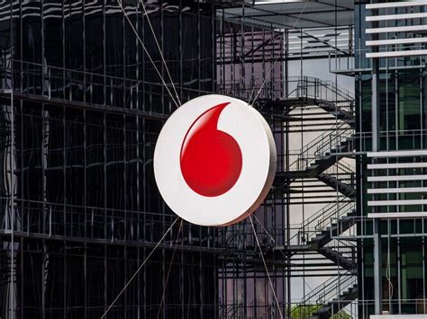 vodafone share price whats  investment case