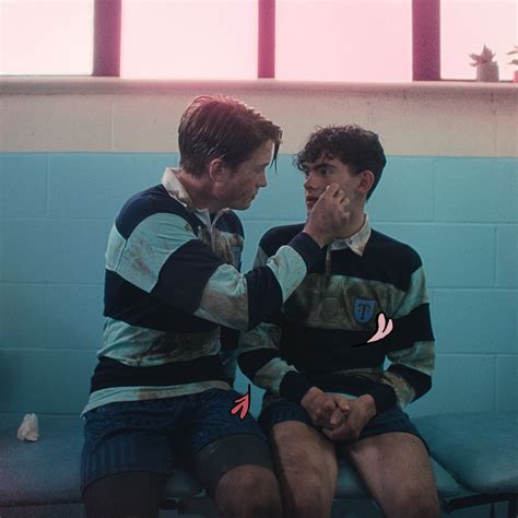 Heartstopper Season Handles The Awkward First Fumbles Of Gay Sex With Grace British GQ