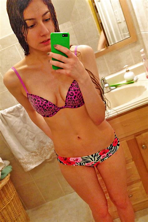 Horny Katerina The Real Lippy Part 2 At HomeMoviesTube