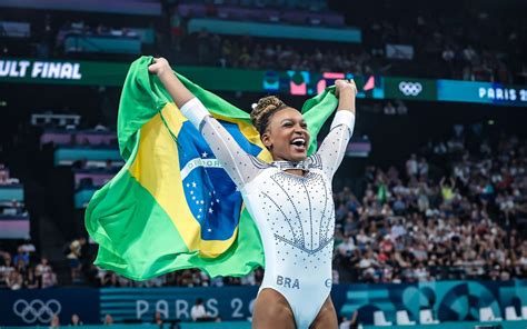 História De Rebeca Andrade - Rebeca Andrade faz história e se torna medalhista recorde - OFuxico