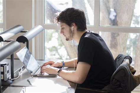 About – Newton Free Library