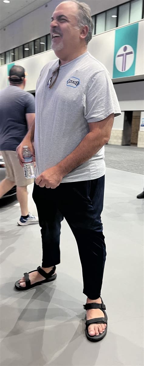 Hot Bears Feet Bears N Feet Tumblr Blog Tumlook