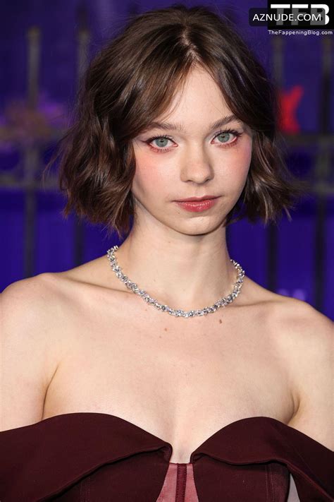 Emma Myers Sexy And Hot Photos Collection Aznude